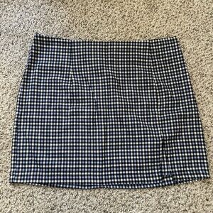 Wild Fable Navy and White Checkered/Plaid Short Pencil Skirt